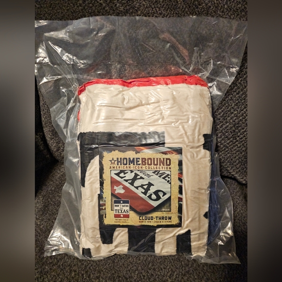 Texas Flag Blanket - Picture 4 of 4